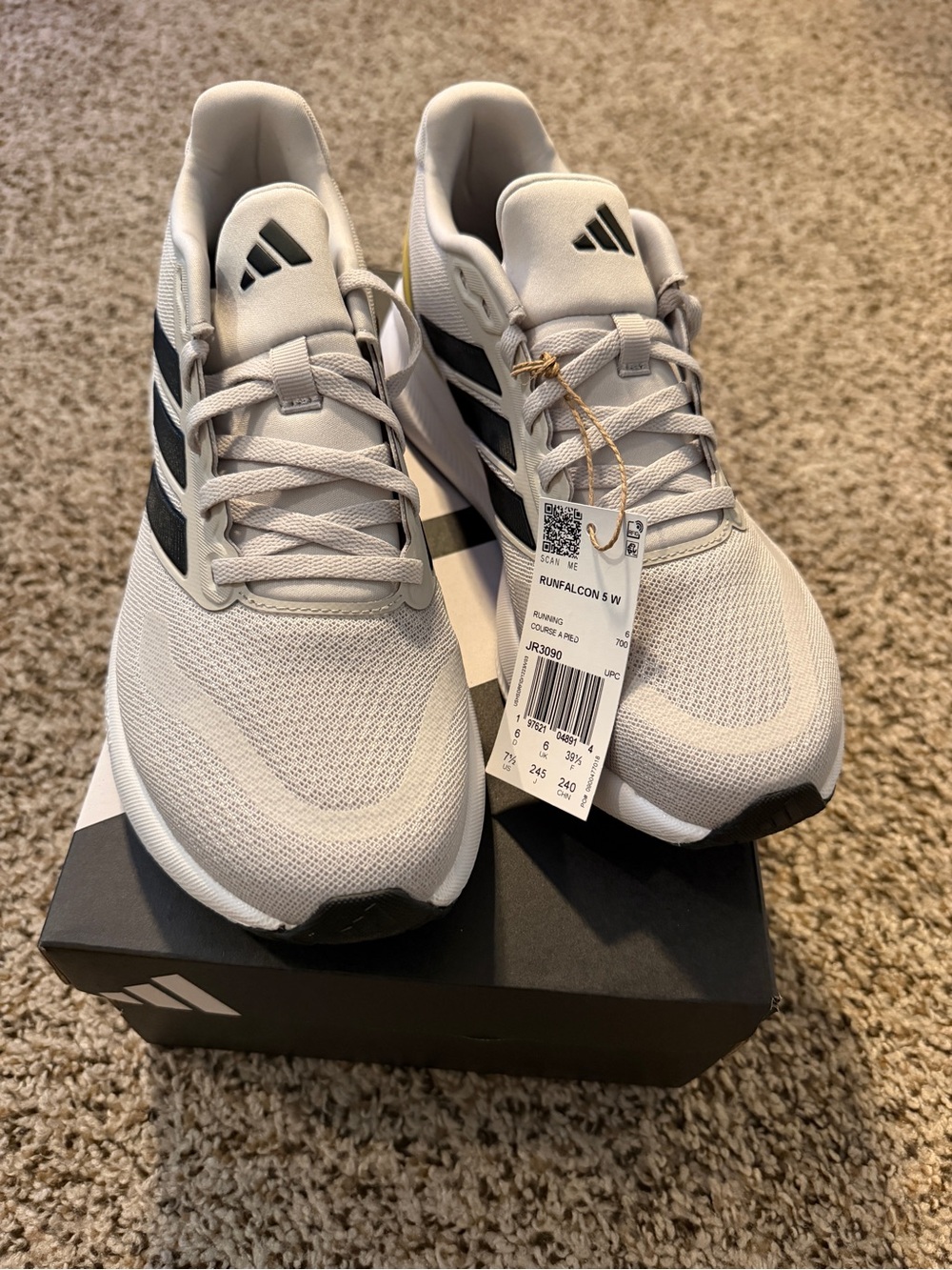 Adidas Runfalcon 5 W Women’s NWT Running Shoes size 7.5